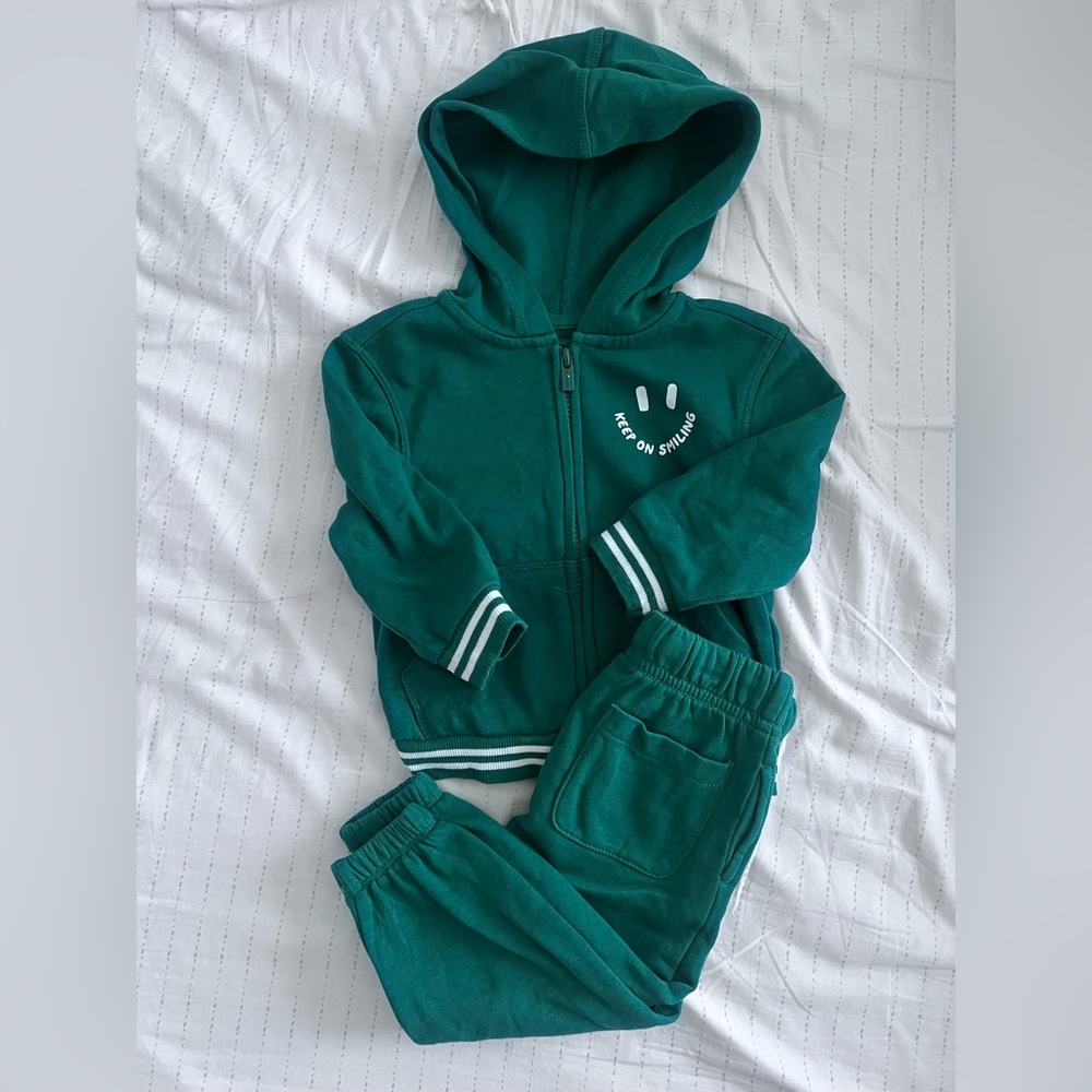 Old Navy Toddler Sweatsuit